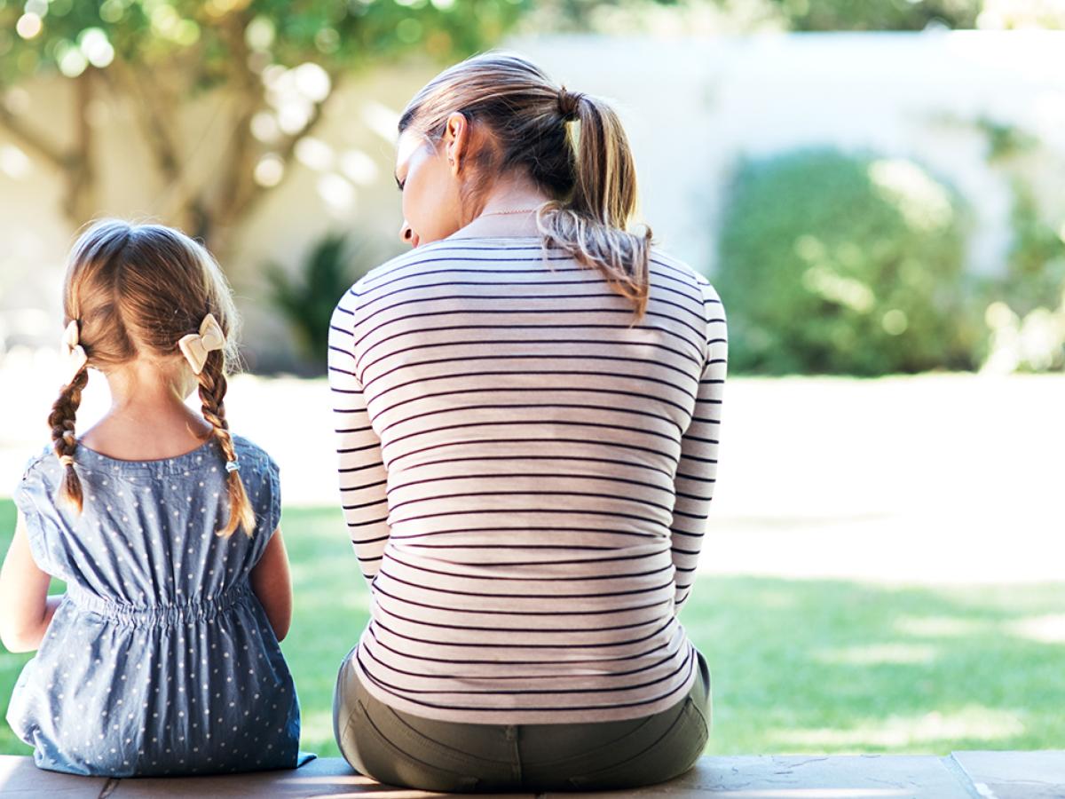 parent having discussion with child